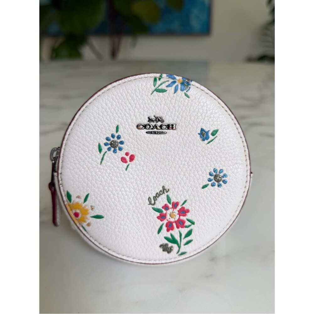 Coach Round Coin Case with Wildflower Print Chalk Floral Pebble Leather